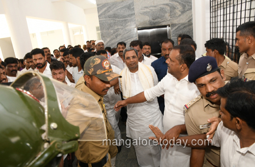 cm inagurates projects in bantwal